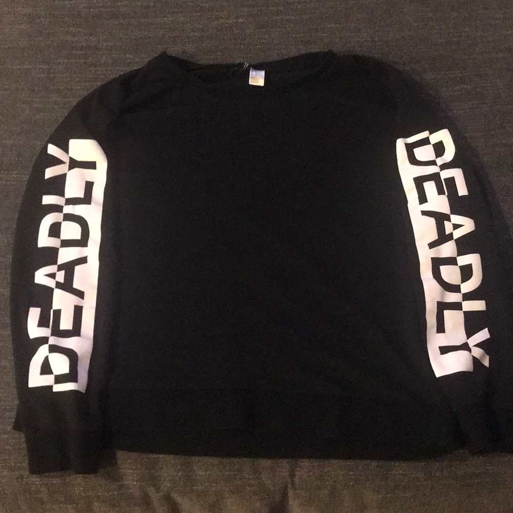 BUNDLE BOGO buy 3 get 1 FREE. Women’s long sleeve